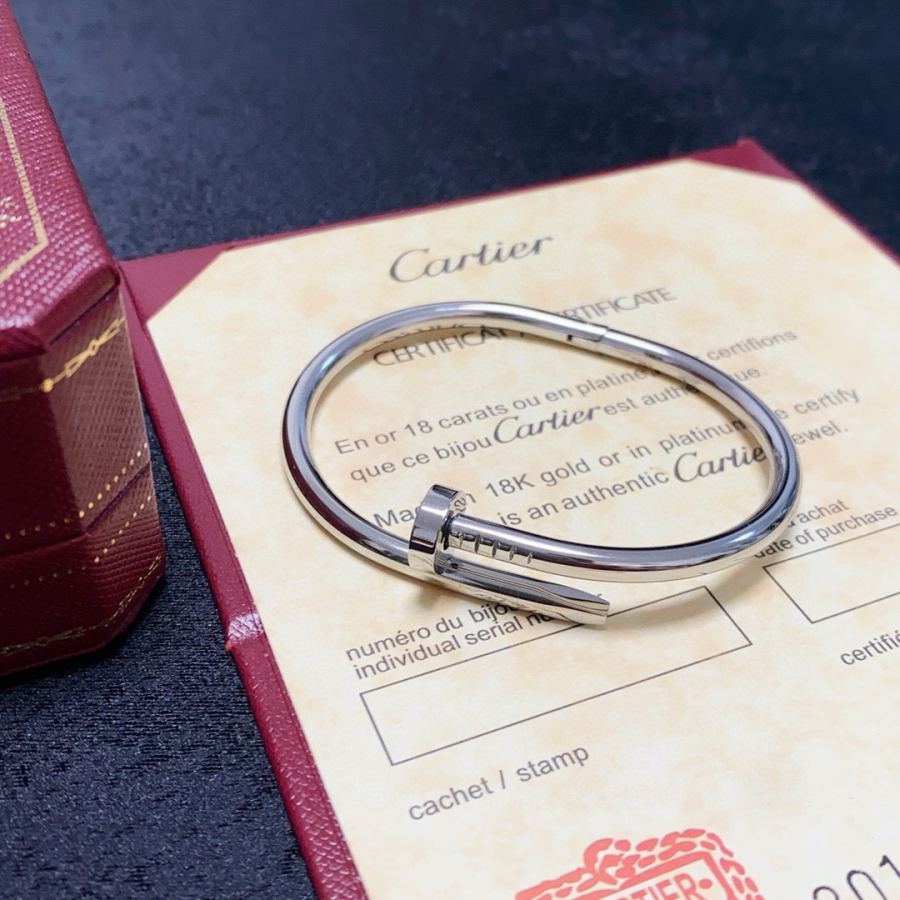 Cartier Jewelry Cartier 18k logo 360 — 1:1 Replica For Sale — photo 6