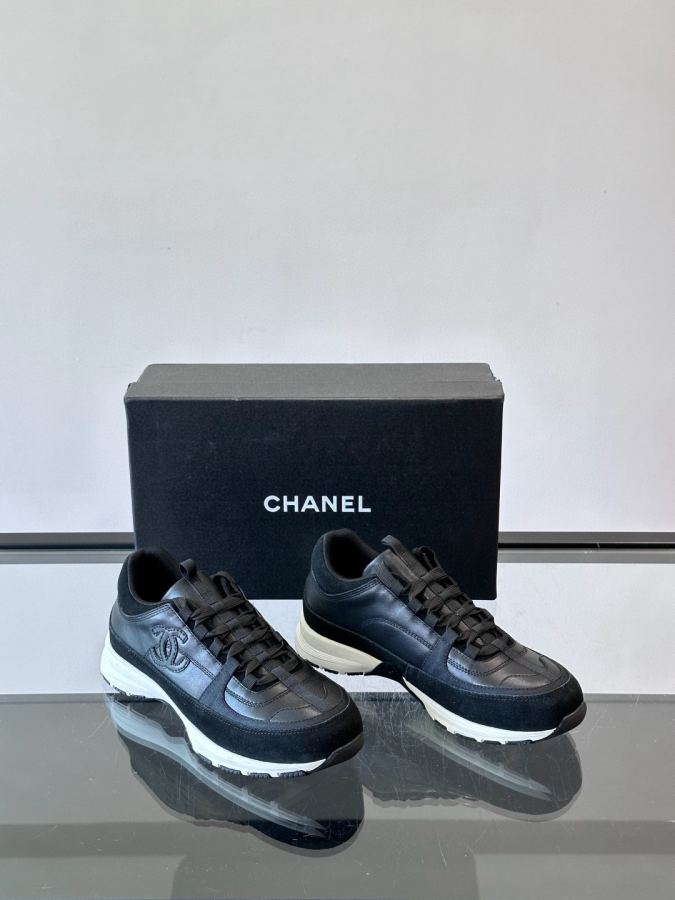 chanel shoe Chanel 25 A 2025 A ＋ C Logo OK Chanel — Premium Replica — photo 8