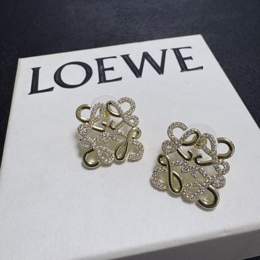 Loewe Jewelry New LOEWE L0 EWE Anagram LOEWE ZP — 1:1 Replica — photo 3