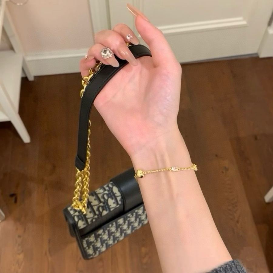 Saint Laurent Jewelry New YSL New Yves Saint Laurent 1961 — AAA Quality Replica — photo 2