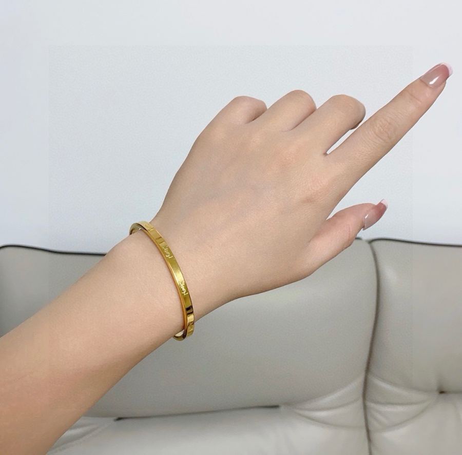 Saint Laurent Jewelry New YSL 18Ｋ Yves Saint Laurent 1961 — Premium Replica