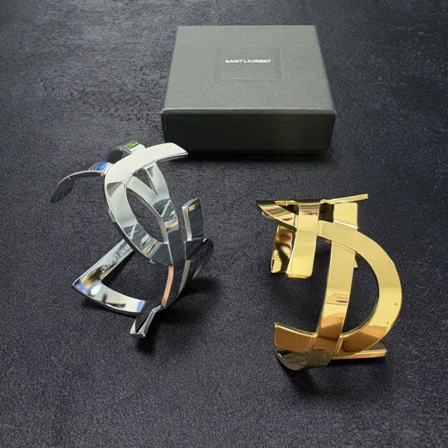 Saint Laurent Jewelry YSL Saint Laurent Skeleton 18Ｋ Yves Saint Laurent 1961 — Premium Replica — photo 3