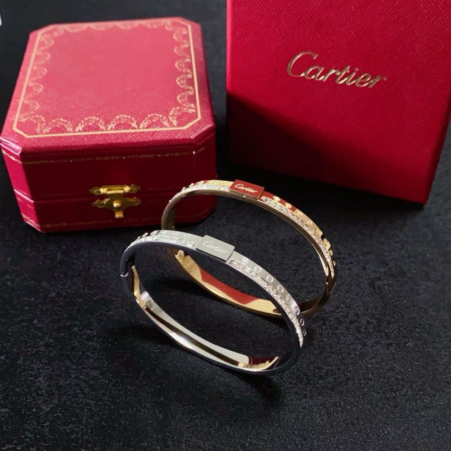 Cartier Jewelry Cartier 18k logo 360 — AAA Quality Replica — photo 9