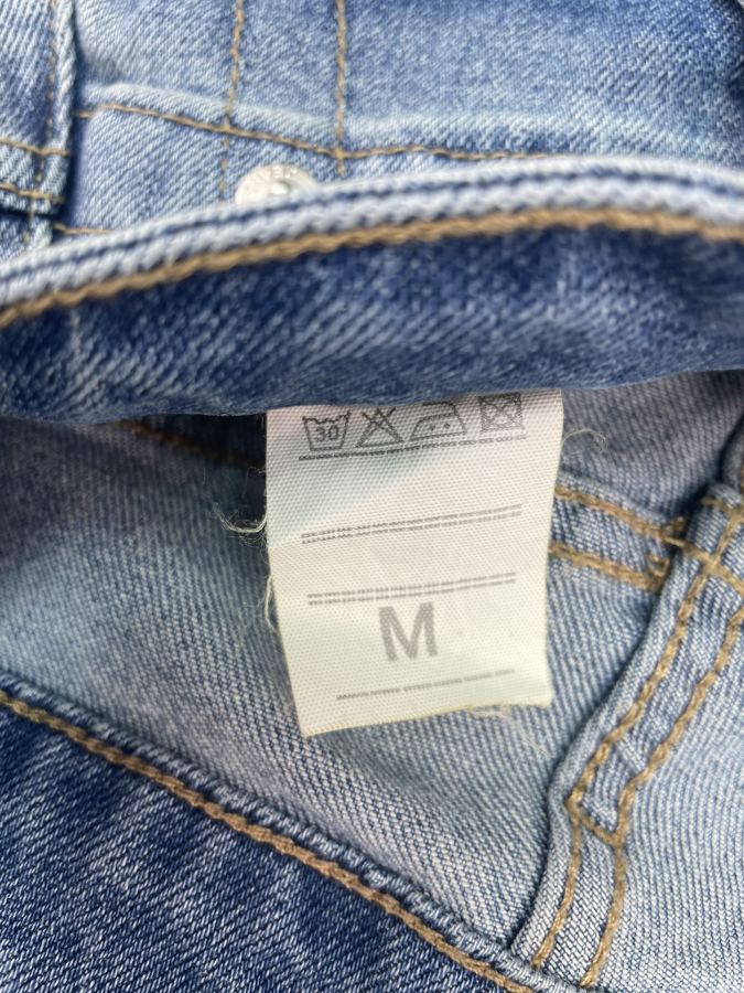 LV Women New jeans, denim fabric super slimming, wide-leg style, pair with short top or dad shoes — Premium Replica — photo 7