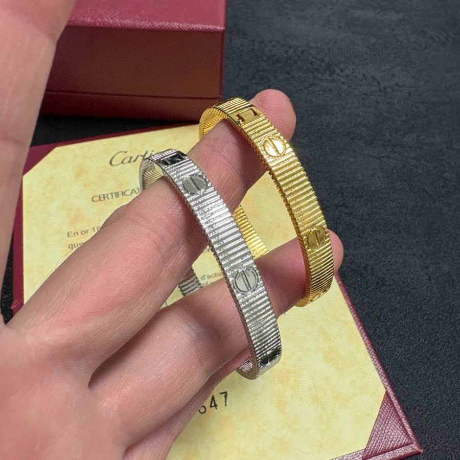 Cartier Jewelry New Cartier 18k logo 360 — Premium Replica — photo 8