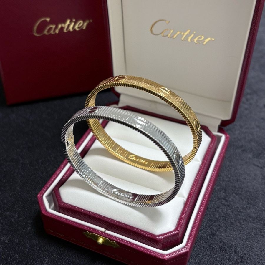 Cartier Jewelry New Cartier 18k logo 360 — Premium Replica — photo 9