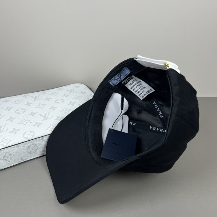 prada hat Prada classic triangle logo baseball cap A must-have. It will look good even if you wear — AAA Quality Replica — photo 6