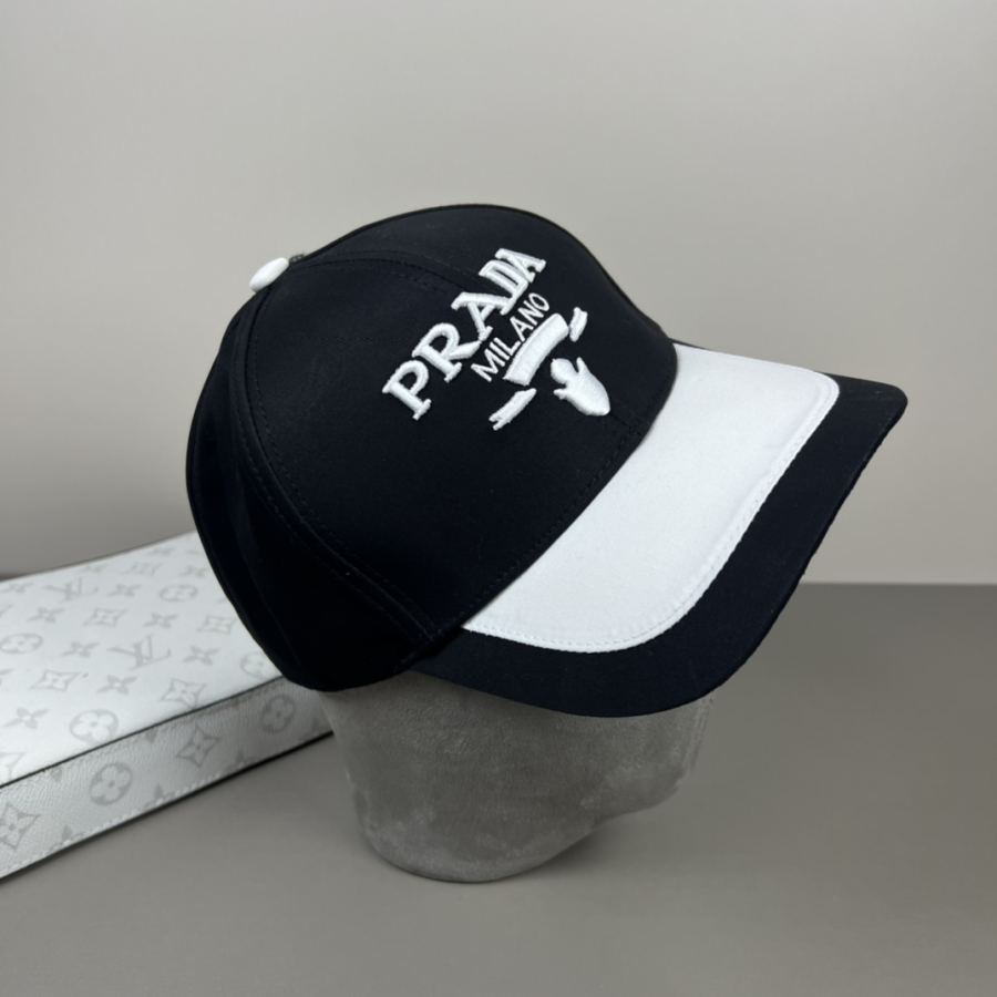 prada hat Prada classic triangle logo baseball cap A must-have. It will look good even if you wear — AAA Quality Replica — photo 3