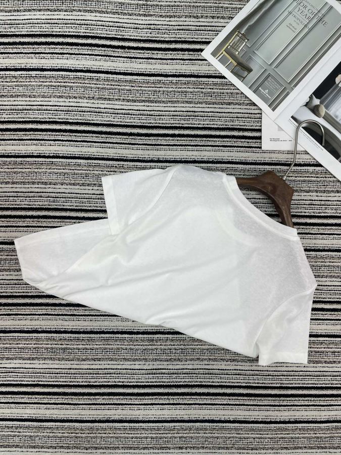 Valentino Women New T — 1:1 Replica For Sale — photo 8
