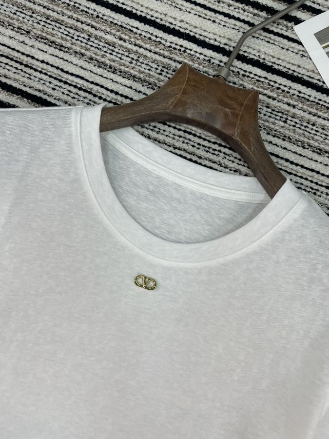 Valentino Women New T — 1:1 Replica For Sale — photo 6