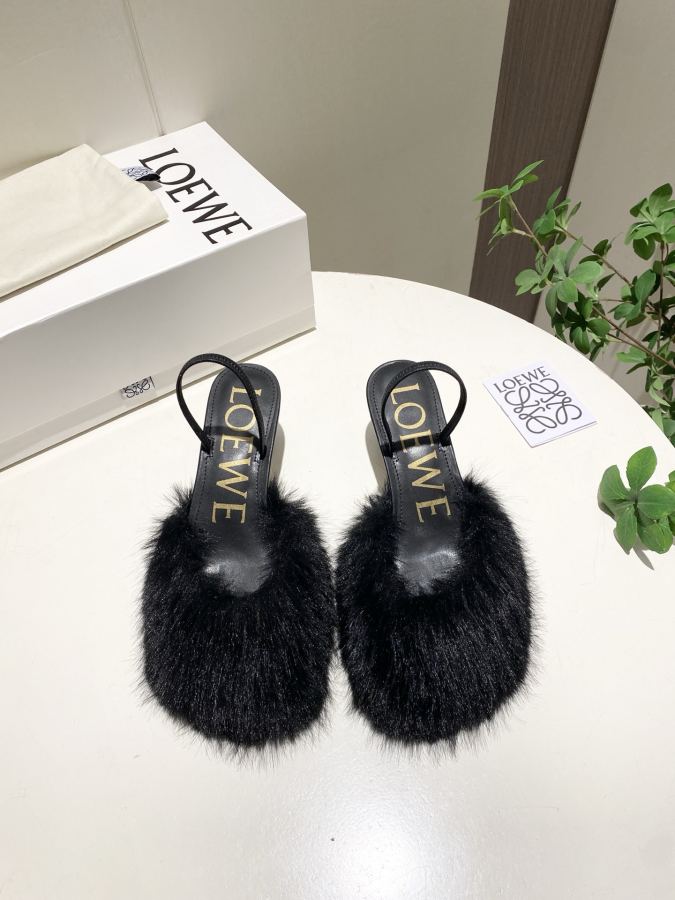 LOEWE Damenschuhe Neu