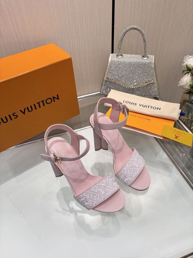 LV women's shoes The same style as the L Spring and Summer Show｜10cm beautiful sandals, restored — 1:1 Replica For Sale — photo 5