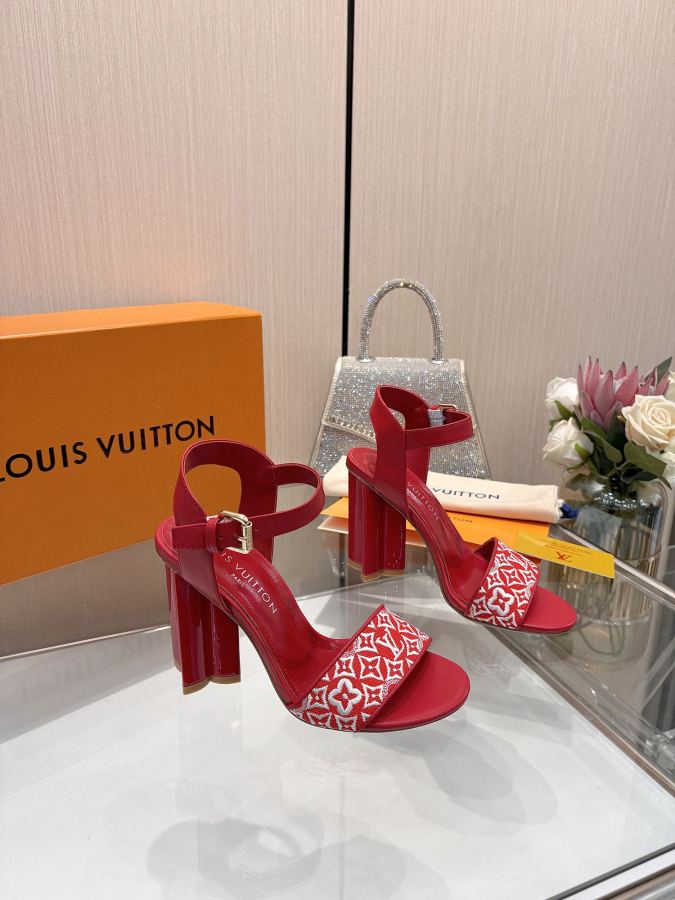 LV women's shoes The same style as the L Spring and Summer Show｜10cm beautiful sandals, restored — 1:1 Replica — photo 3