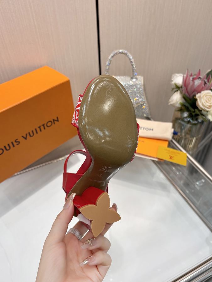 LV women's shoes The same style as the L Spring and Summer Show｜10cm beautiful sandals, restored — 1:1 Replica — photo 7