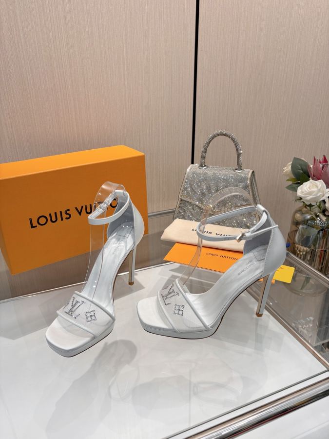 LV women's shoes L’s new spring/summer 2026｜hot-drilled high-heeled sandals are so beautiful — 1:1 Replica — photo 7