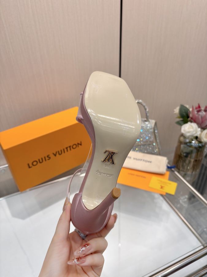 LV women's shoes L’s new spring/summer 2026｜hot-drilled high-heeled sandals are so beautiful — 1:1 Replica — photo 9