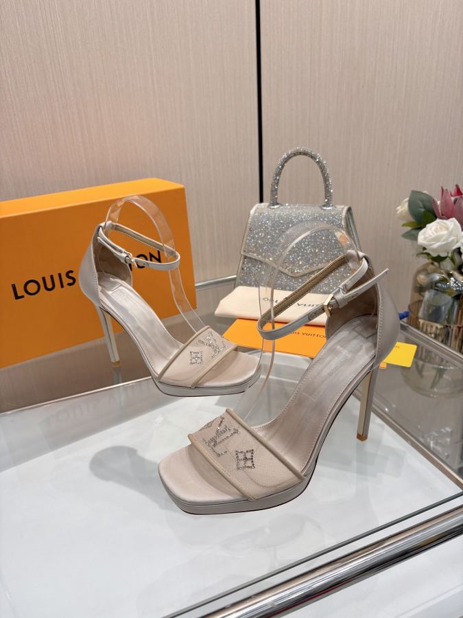 LV women's shoes L’s new spring/summer 2026｜hot-drilled high-heeled sandals are so beautiful — AAA Quality Replica — photo 2