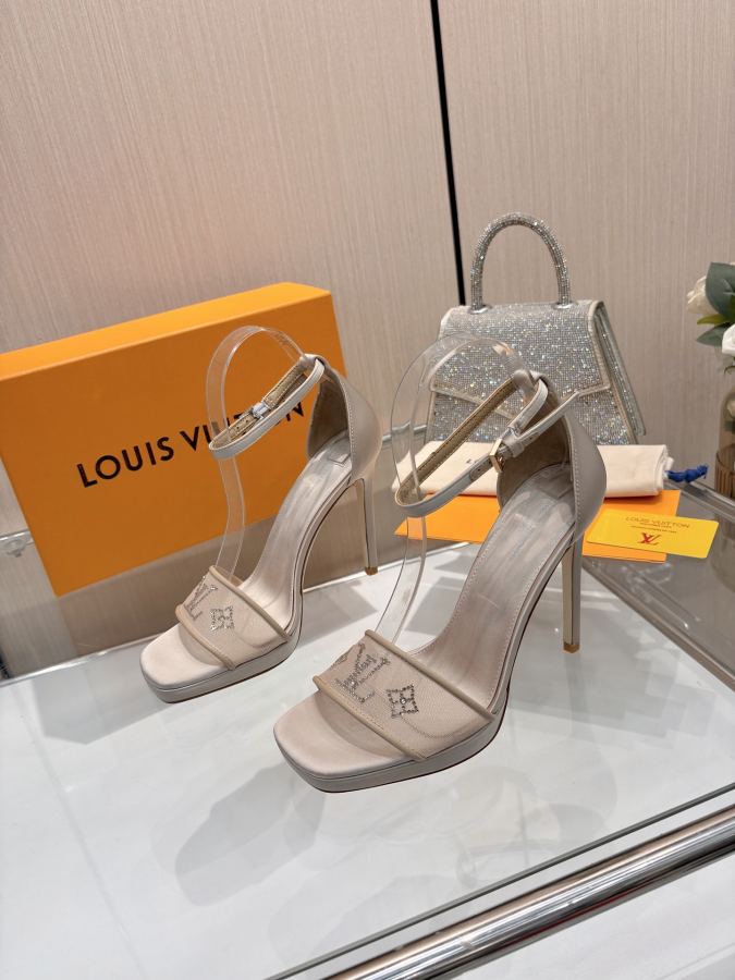 LV women's shoes L’s new spring/summer 2026｜hot-drilled high-heeled sandals are so beautiful — AAA Quality Replica — photo 9