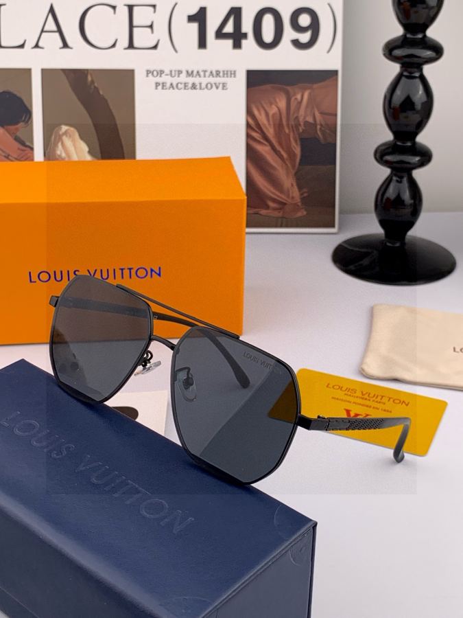 LV glasses LV men's colorful aviator polarized sunglasses Material: HD nylon thickened card slot — 1:1 Replica For Sale — photo 8