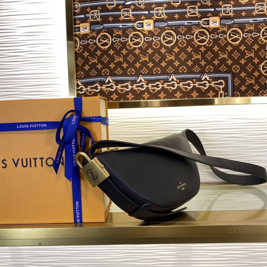 Borsa LV 853 M11429 M83546 Marsupio Low Key LV — photo 2