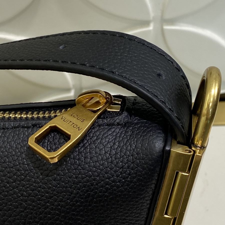 Borsa LV 853 M11429 M83546 Marsupio Low Key LV — photo 4