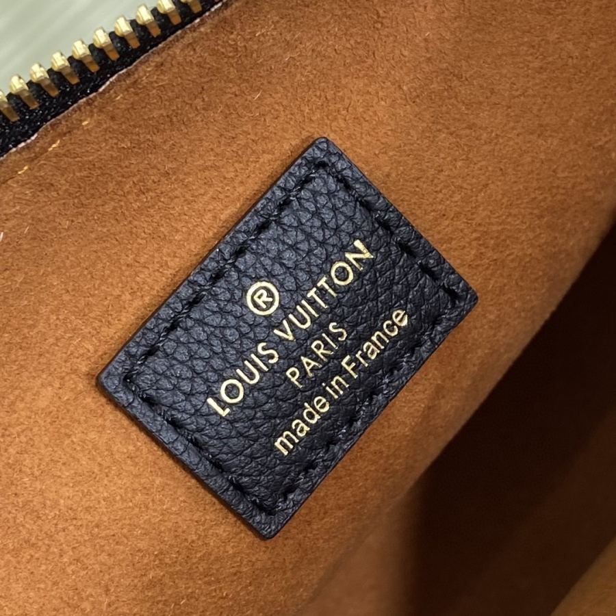 Borsa LV 853 M11429 M83546 Marsupio Low Key LV — photo 7