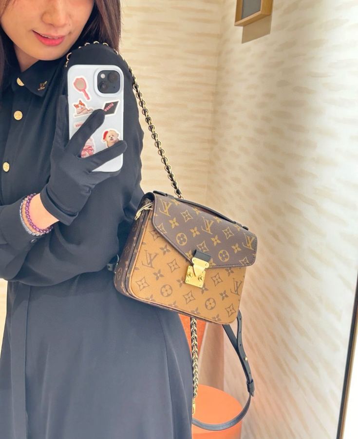 LV bag The new postman backpack is super tall, and the shoulder strap can also be worn cross-body — 1:1 Replica — photo 8