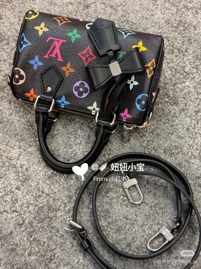 LV bag Awaken youth and vitality with color — 1:1 Replica For Sale — photo 9