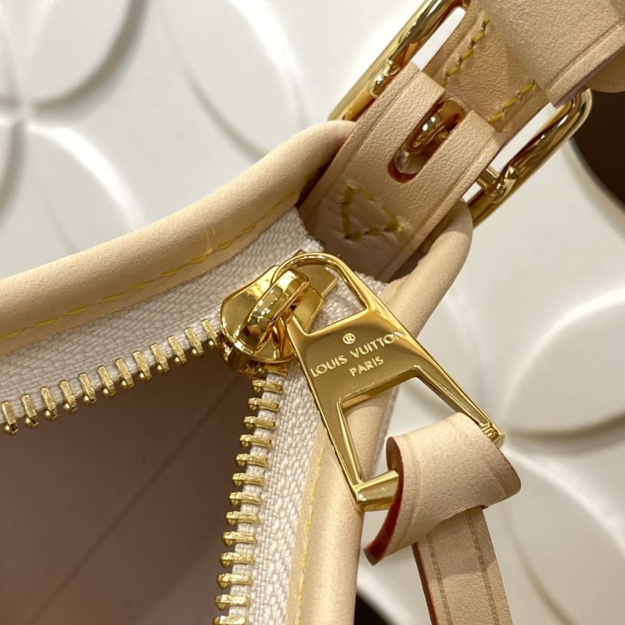 LV taske 858 M27578 | Carry All East West Monogram — photo 6