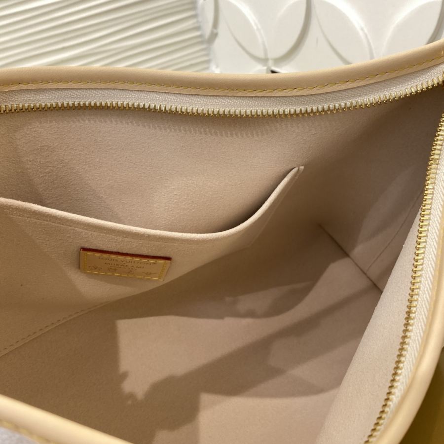 LV taske 858 M27578 | Carry All East West Monogram — photo 8