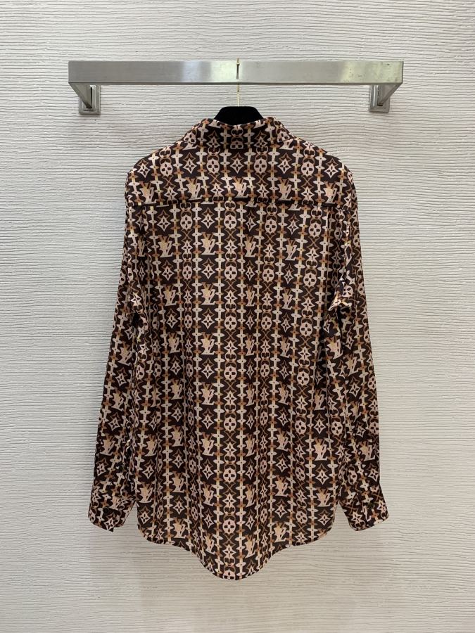 LV Women D26012273 LOUIS* LV logo 𝑺 𝑴 𝑳 M 44 102 61 71 | 76 — Premium Replica — photo 6