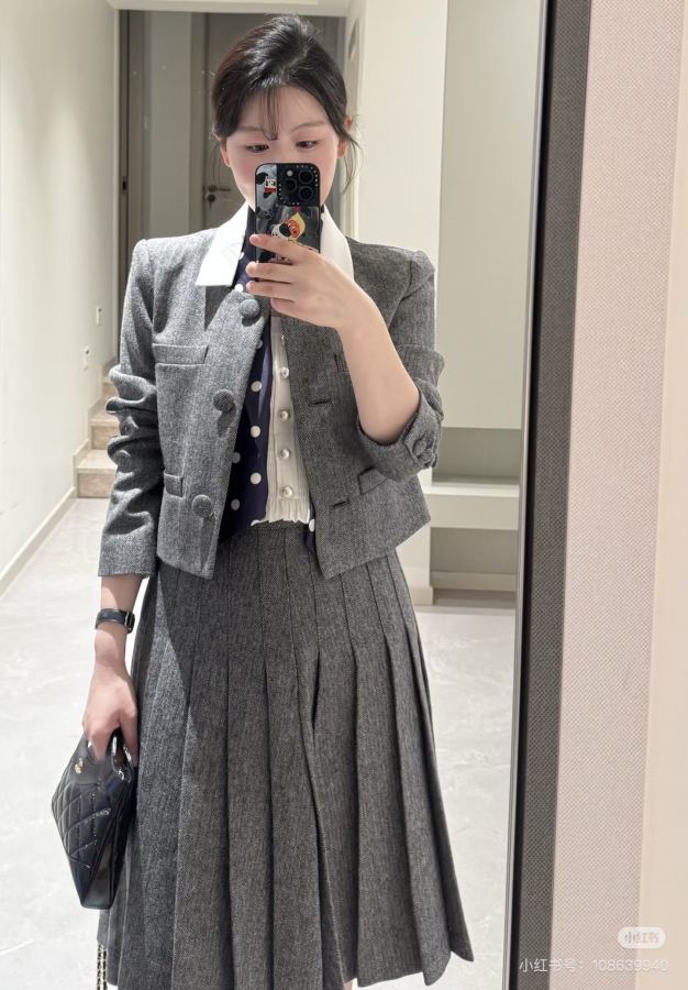 self-portrait Women G26012287 Self-portrai* SP 𝑺 𝑴 𝑳 𝑿𝑳 M 66 57 — 1:1 Replica — photo 2