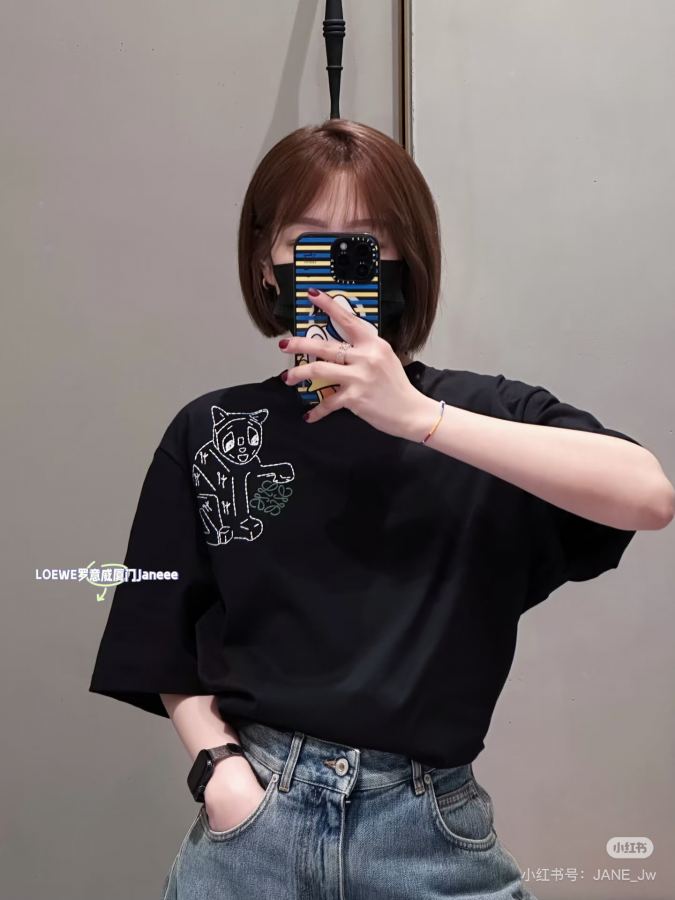 LV Women G26012343 LOEW* LV New logo T 𝑺 𝑴 𝑳 𝑿𝑳 𝑿𝑿𝑳 M 44 — 1:1 Replica For Sale — photo 4