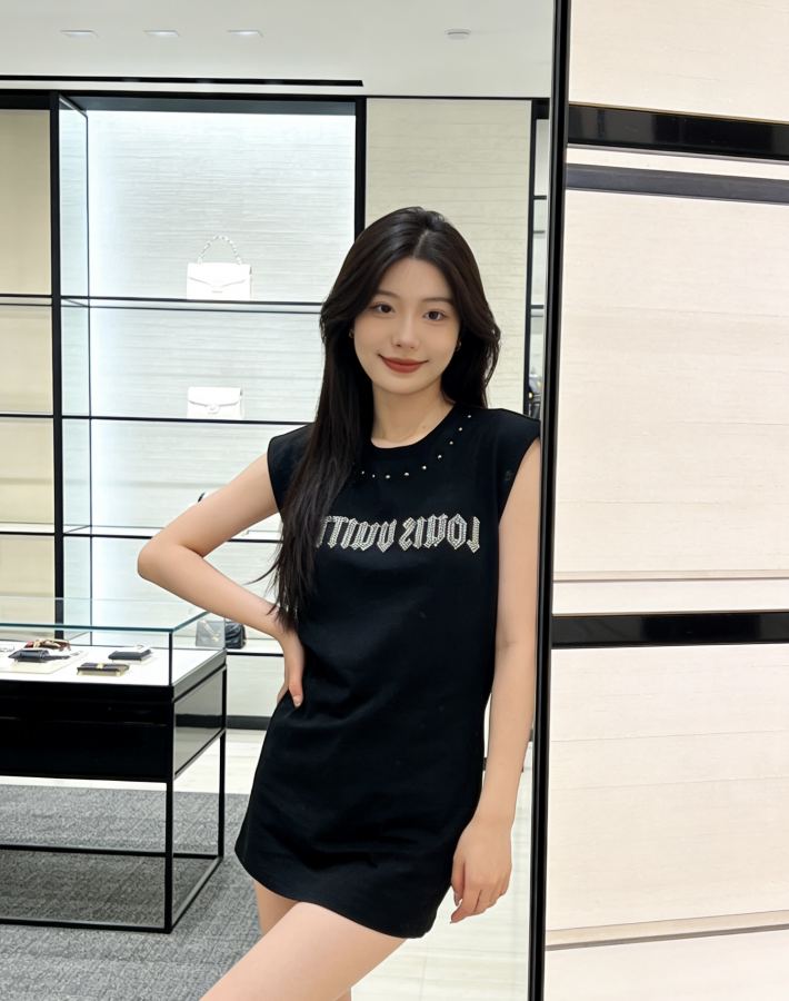 LV Women D26012842 LOUIS* LV New logo t 𝑺 𝑴 𝑳 M 46 88 59 — 1:1 Replica — photo 6