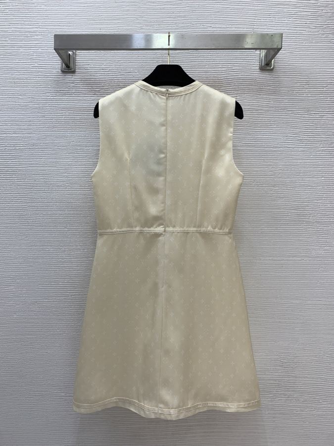 LV Women D26031287 LOUIS* LV logo A 𝑺 𝑴 𝑳 M 88 78 85 — 1:1 Replica For Sale — photo 6