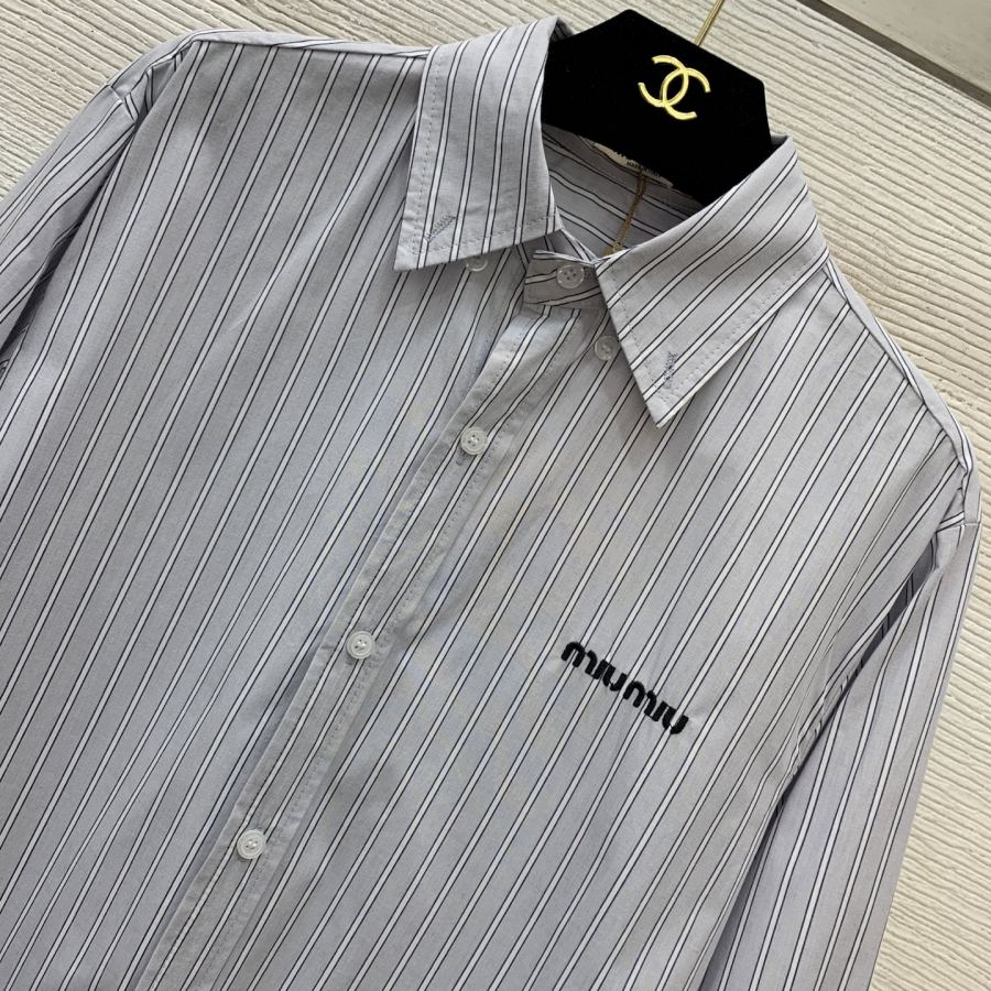 Miumiu Women D26031347 Miu Mi* New logo 𝑺 𝑴 𝑳 M 43 108 64 73 — 1:1 Replica For Sale — photo 2