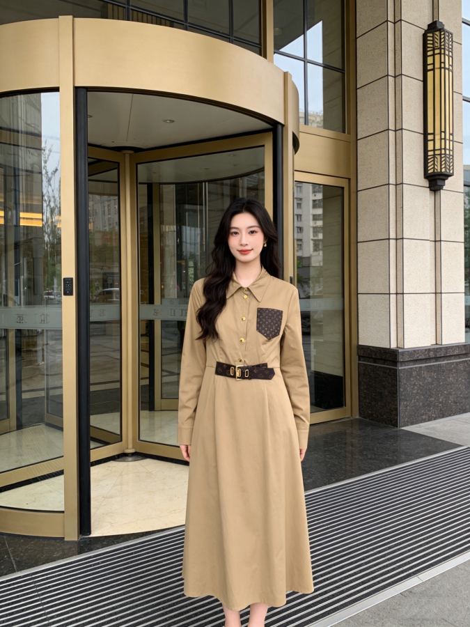 LV Women D26031175 LOUIS* LV New logo 𝑺 𝑴 𝑳 𝑿𝑳 𝑿𝑿𝑳 M — 1:1 Replica — photo 9
