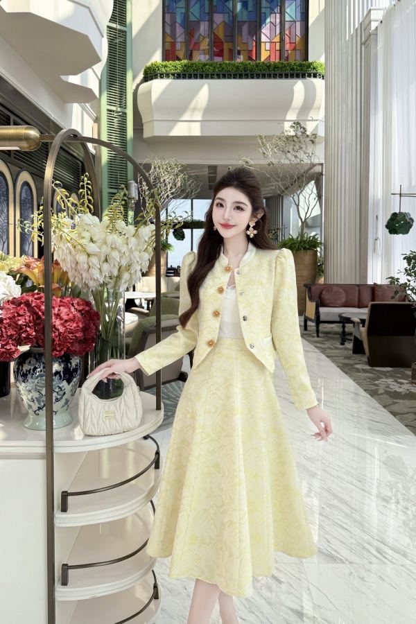Dior Women G26031354 𝐂𝐡𝐫𝐢𝐬𝐭𝐢𝐚𝐧 Dio*New 𝑺 𝑴 𝑳 — Premium Replica — photo 6