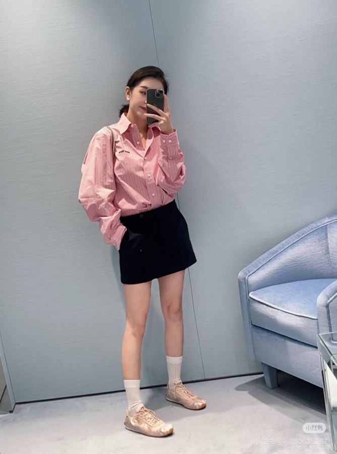Miumiu Women D26031347 Miu Mi* New logo 𝑺 𝑴 𝑳 M 43 108 64 73 — AAA Quality Replica — photo 4