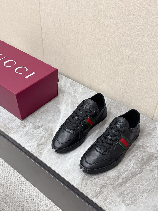 Gucci women's shoes Gucci's latest spring and summer catwalk style casual shoes for couples — 1:1 Replica