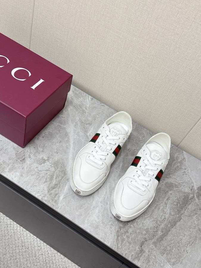 Gucci women's shoes Gucci's latest spring and summer catwalk style casual shoes for couples — Premium Replica — photo 3