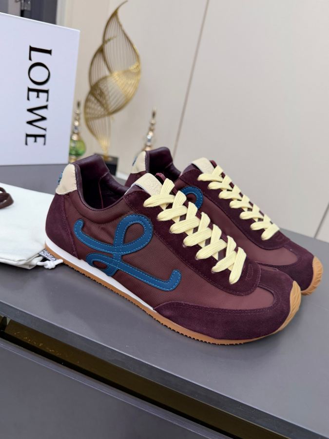 LOEWE women's shoes Really Forrest Gump shoes, the foot feel is invincible! The most popular model — 1:1 Replica For Sale — photo 2