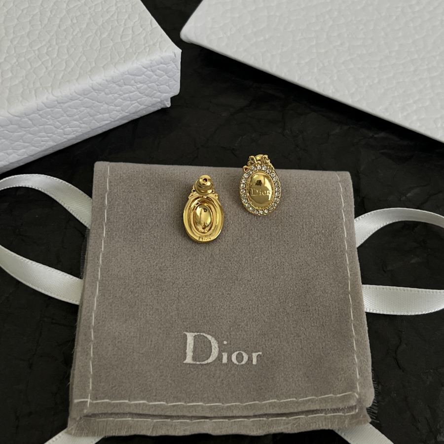 Dior Jewelry Dior earrings are always new at the counters and the original ones are selected. They — Premium Replica — photo 6