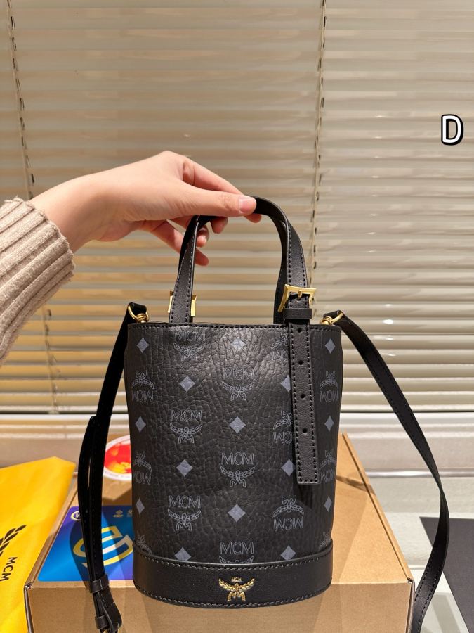 MCM väska mcm M replica 15 19cm — photo 2