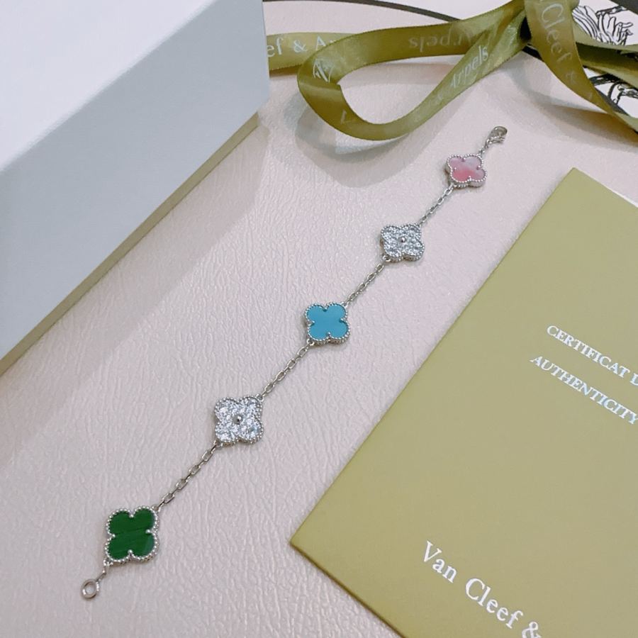 Van Cleef & Arpels Jewelry Four-leaf clover bracelet, Rainbow color, V gold material, handmade, — 1:1 Replica — photo 6