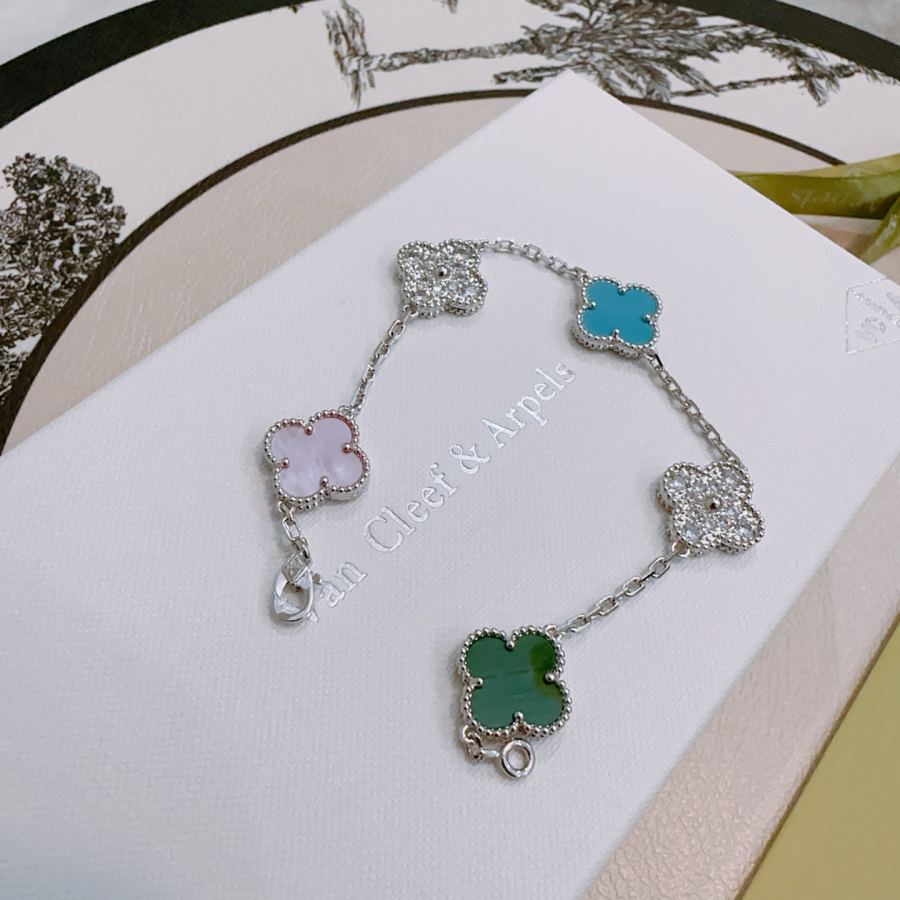 Van Cleef & Arpels Jewelry Four-leaf clover bracelet, Rainbow color, V gold material, handmade, — 1:1 Replica — photo 5