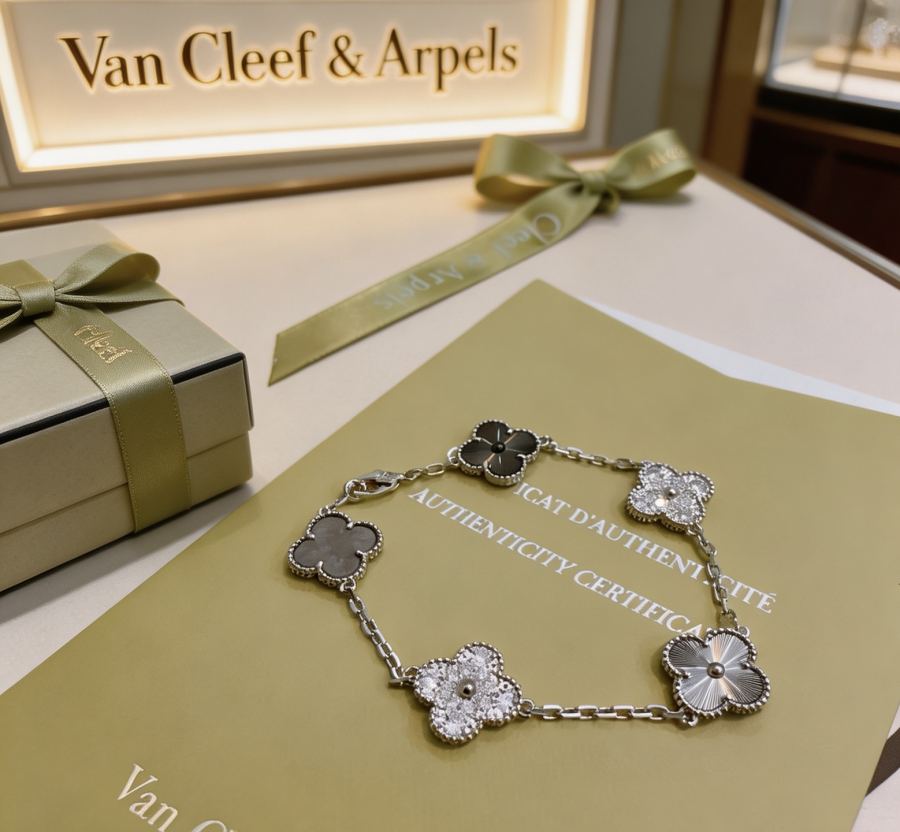 Van Cleef & Arpels Jewelry Four-leaf clover bracelet, rainbow color, V gold material, handmade, — 1:1 Replica For Sale — photo 5