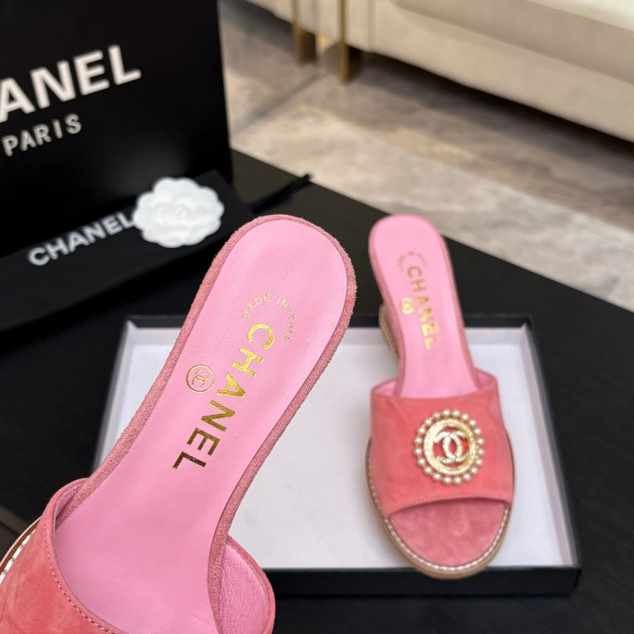 CHANEL women's shoes 𝐂𝐇*𝐍𝐄𝐋25c popular wedge heel slippers! — Premium Replica — photo 5