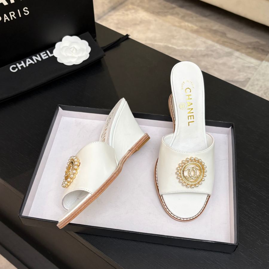 CHANEL women's shoes 𝐂𝐇*𝐍𝐄𝐋25c popular wedge heel slippers! — 1:1 Replica For Sale — photo 2