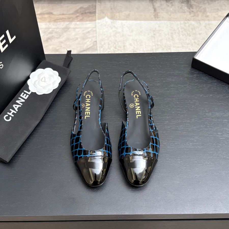 CHANEL женская обувь Chanel с босоножками